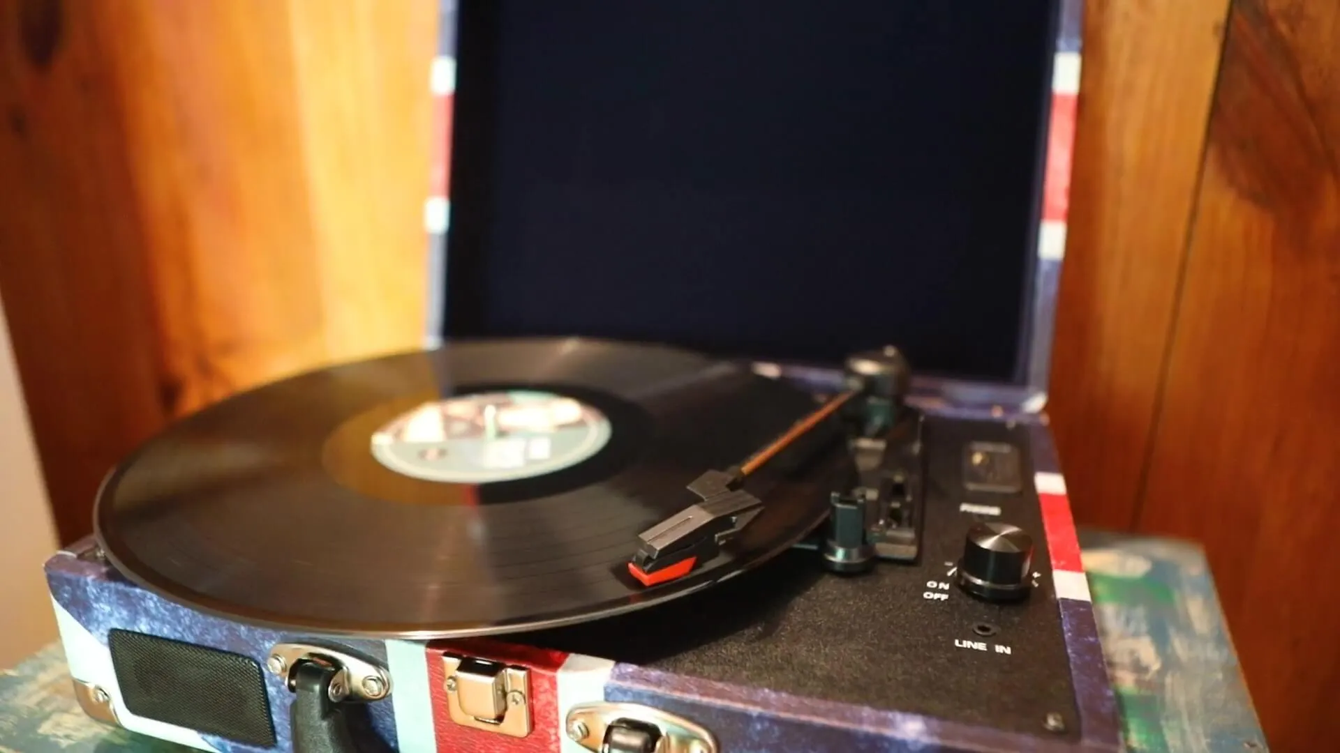 A vintage Union Jack turntable in a quiet corner.